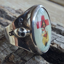 Load image into Gallery viewer, Amulet Ring- Gaucho Gil
