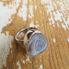 Load image into Gallery viewer, Brazilian Stone Ring
